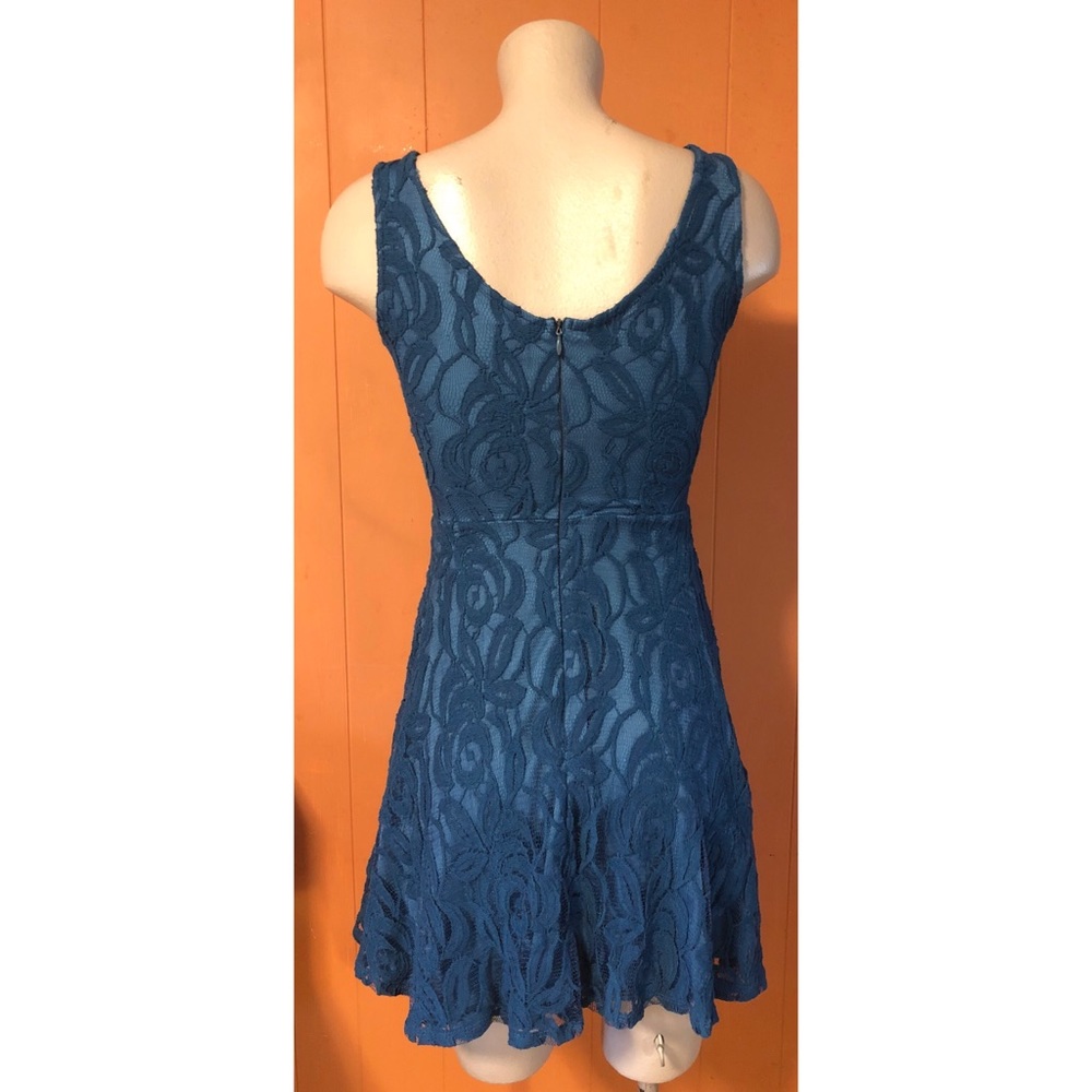Altar’d State Lace Overlay Dress teal, size XS - Picture 4 of 8